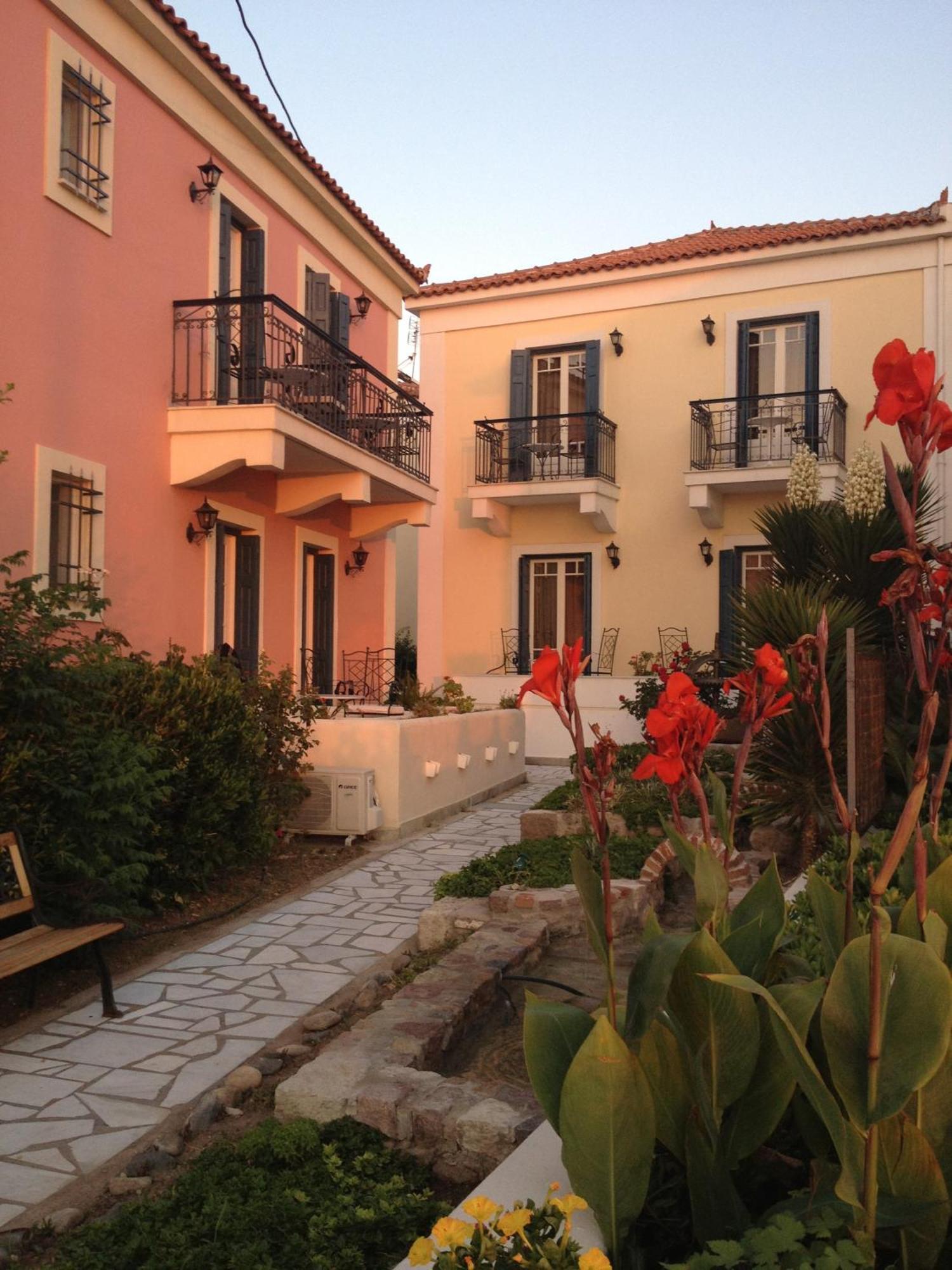 Michaelia Hotel Pétra Kültér fotó