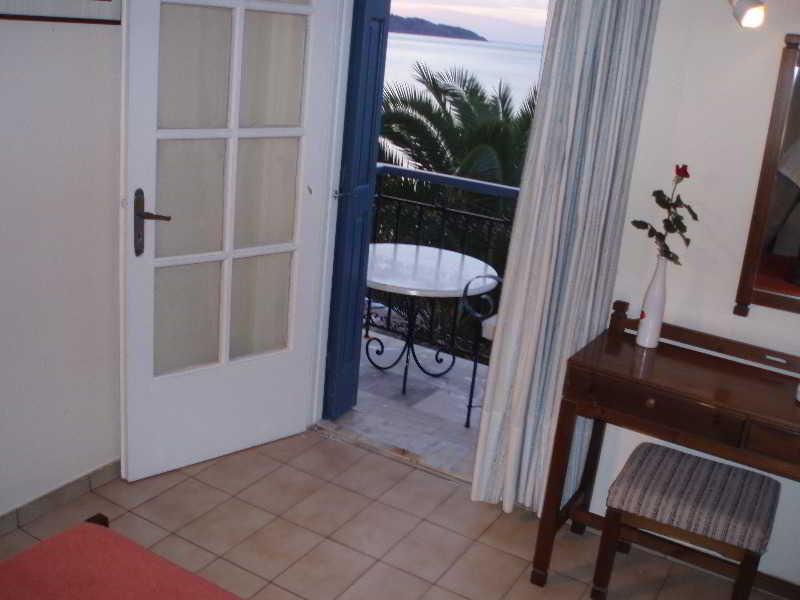 Michaelia Hotel Pétra Kültér fotó